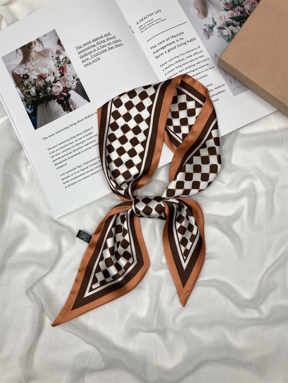 global.PRODUCT_IMAGE_MAIN Bandana Smal type Camel