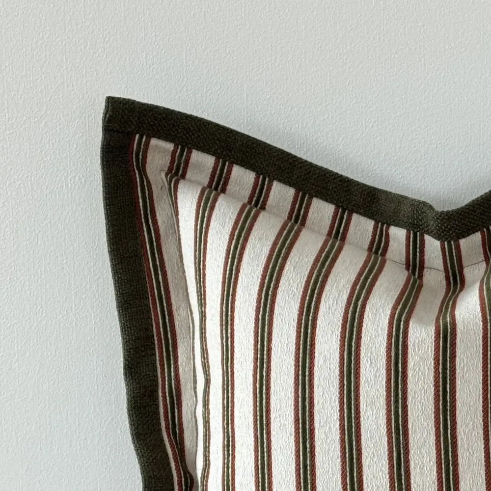 global.PRODUCT_IMAGE_MAIN Fleur Putetrekk Terracotta Striper 45*45cm